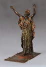 Lote 760: ESCULTURA DE BRONCE PATINADO CON PARTES ESMALTADAS. Lote 760: ESCULTURA DE BRONCE PATINADO CON PARTES ESMALTADAS. ESCULTURA DE BRONCE PATINADO CON PARTES ESMALTADAS.