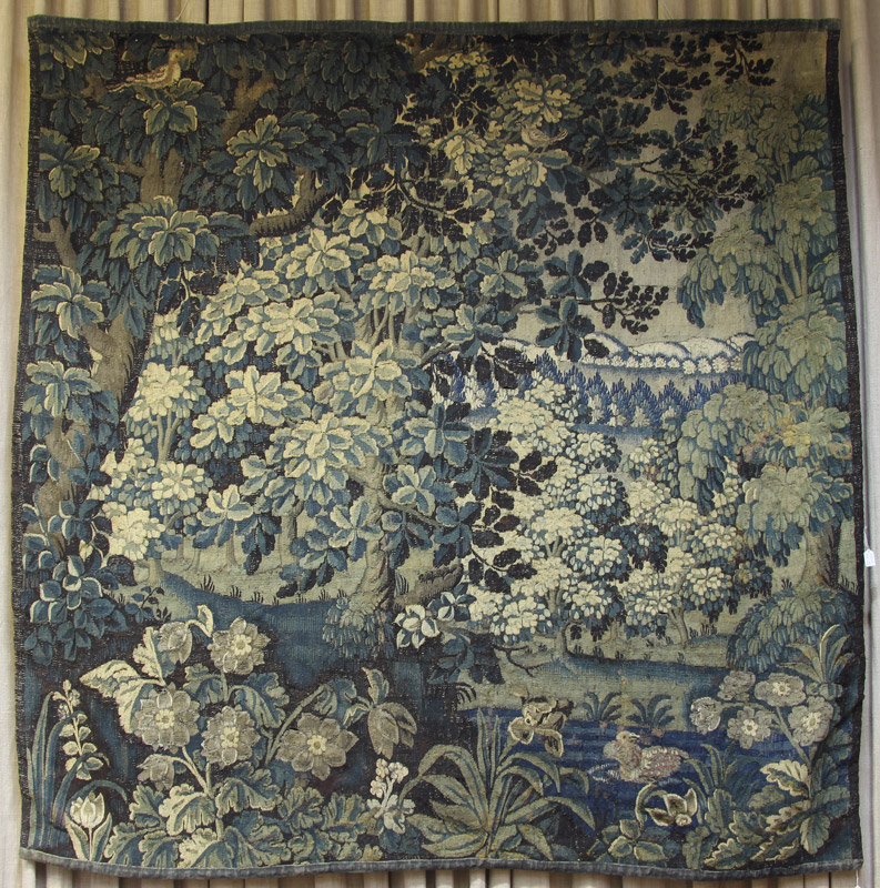  FRAGMENTO DE ANTIGUA TAPICERIA FRANCESA VERDURE.