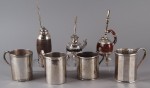 Lotes 533, 503, 505, 604, 602, 605 y 601:
ANTIGUO MATE DEL ALTO PERU EN COCOBOLO TALLADO.
ANTIGUO MATE DE CALABAZA NEGRA CON RABITO.
ANTIGUO MATE PORTEÑO DE CALABAZA GALLETA CON RABITO.
ANTIGUO JARRO DEL NOROESTE ARGENTINO SIGLO XIX.
ANTIGUO JARRO PORTEÑO DEL SIGLO XIX.
ANTIGUO JARRO PORTEÑO DEL SIGLO XIX.
ANTIGUO JARRO PORTEÑO DEL SIGLO XIX. Lotes 533, 503, 505, 604, 602, 605 y 601:
ANTIGUO MATE DEL ALTO PERU EN COCOBOLO TALLADO.
ANTIGUO MATE DE CALABAZA NEGRA CON RABITO.
ANTIGUO MATE PORTEÑO DE CALABAZA GALLETA CON RABITO.
ANTIGUO JARRO DEL NOROESTE ARGENTINO SIGLO XIX.
ANTIGUO JARRO PORTEÑO DEL SIGLO XIX.
ANTIGUO JARRO PORTEÑO DEL SIGLO XIX.
ANTIGUO JARRO PORTEÑO DEL SIGLO XIX.