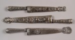 Lotes 561, 559 y 562:
ANTIGUO CUCHILLO PORTEÑO CON PUNZON DE PLATERO REY.
IMPORTANTE CUCHILLO CRIOLLO CON PUNZON DE PLATERO REY.
CUCHILLO PORTEÑO CON PUNZON DE PLATERO J. LANATA. Lotes 561, 559 y 562:
ANTIGUO CUCHILLO PORTEÑO CON PUNZON DE PLATERO REY.
IMPORTANTE CUCHILLO CRIOLLO CON PUNZON DE PLATERO REY.
CUCHILLO PORTEÑO CON PUNZON DE PLATERO J. LANATA.