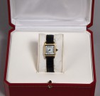 Lote 683: RELOJ PULSERA DE ORO MARCA CARTIER PARA DAMA. Lote 683: RELOJ PULSERA DE ORO MARCA CARTIER PARA DAMA. RELOJ PULSERA DE ORO MARCA CARTIER PARA DAMA.