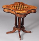 Lote 216: MESA INGLESA PARA JUEGO CON TABLERO DE DAMAS. Lote 216: MESA INGLESA PARA JUEGO CON TABLERO DE DAMAS. MESA INGLESA PARA JUEGO CON TABLERO DE DAMAS.