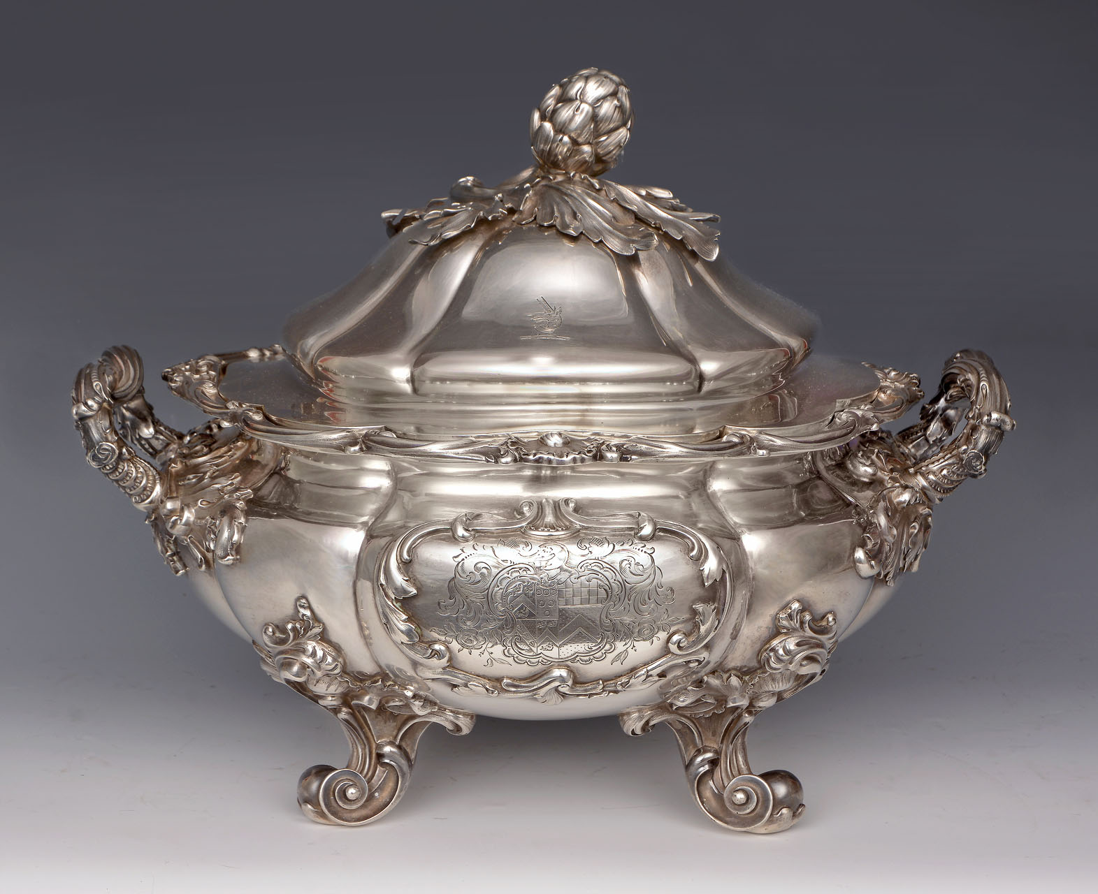  ANTIGUA 'SOUP TUREEN WITH COVER' INGLESA.