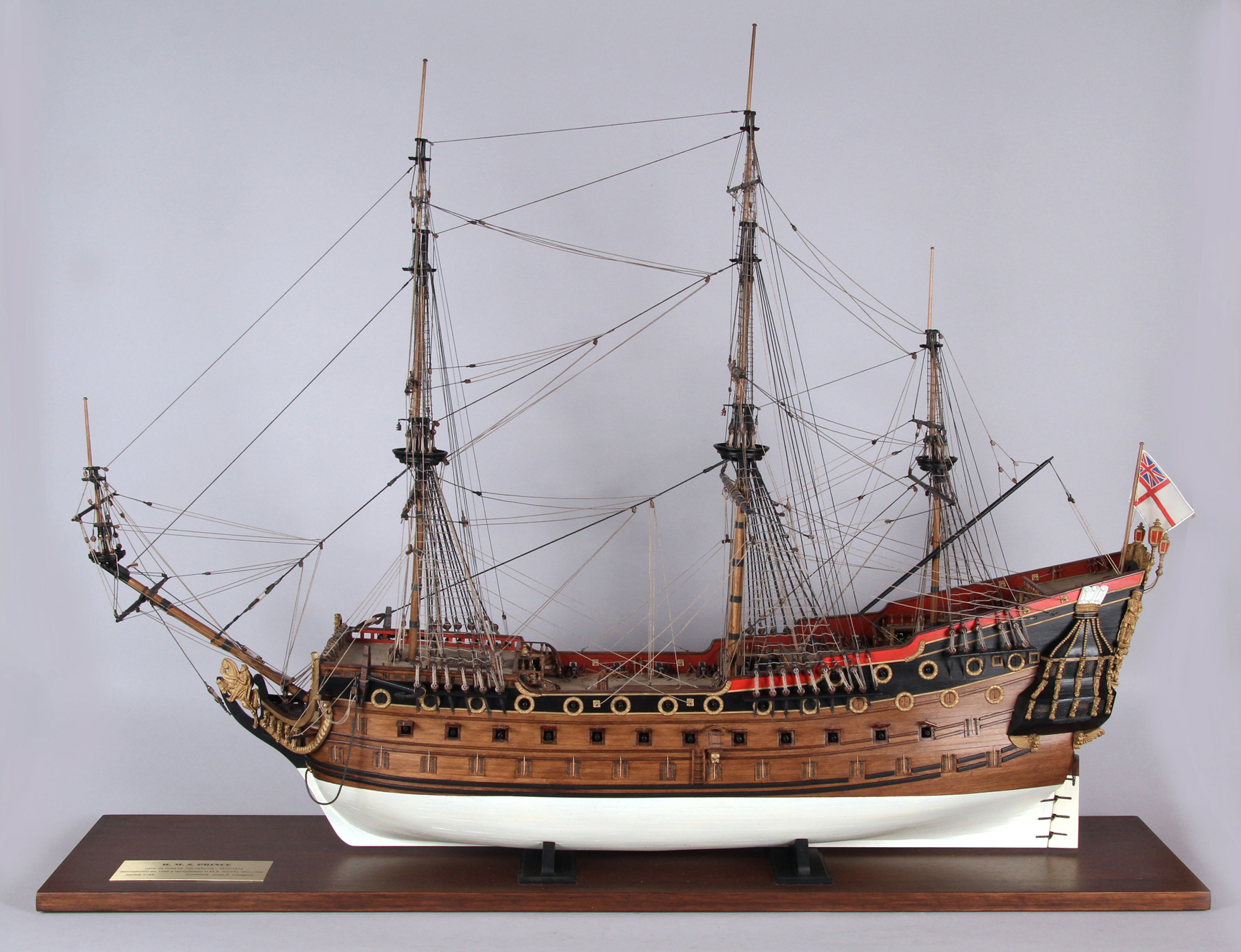  MAQUETA A ESCALA DE LA NAVE 'HMS PRINCE'.