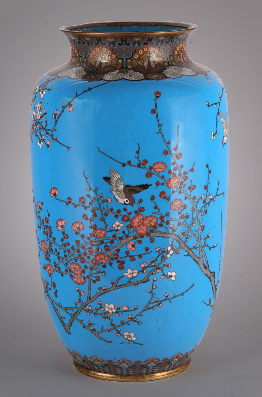  VASO JAPONES DE  BRONCE CLOISONNE. 