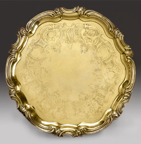 Lote 450: BANDEJA DE ANTIGUA PLATA INGLESA SELLADA. BANDEJA DE ANTIGUA PLATA INGLESA SELLADA.