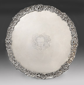 Lote 453: IMPORTANTE BANDEJA DE ANTIGUA PLATA INGLESA SELLADA. IMPORTANTE BANDEJA DE ANTIGUA PLATA INGLESA SELLADA.