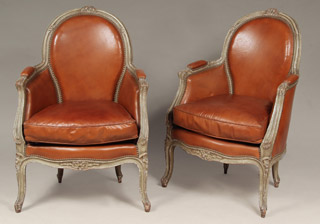 Lote 161: PAR DE SILLONES FRANCESES DE ESTILO LUIS XV.  PAR DE SILLONES FRANCESES DE ESTILO LUIS XV. 