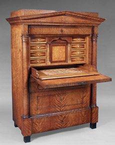 Lote 296: ANTIGUO MUEBLE SECRETAIRE ALEMAN BIEDERMEIER.  ANTIGUO MUEBLE SECRETAIRE ALEMAN BIEDERMEIER. 