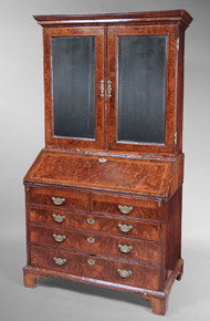 Lote 94: ANTIGUO SECRETAIRE BOOKCASE INGLES JORGE III. ANTIGUO SECRETAIRE BOOKCASE INGLES JORGE III.