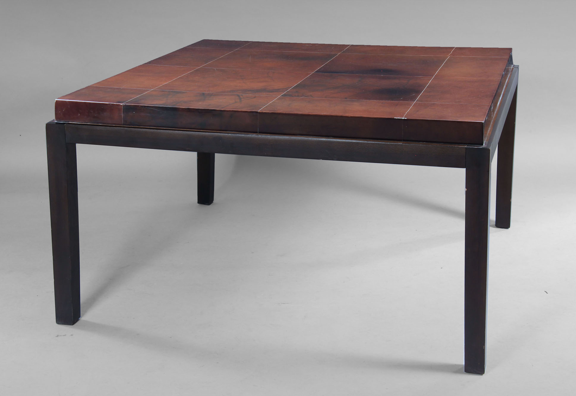  MESA PARA CENTRO DE LINEA MODERNA DISEÑO DE EUGENIO AGUIRRE.