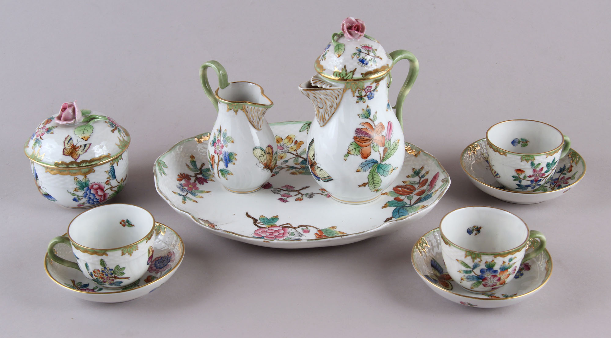 PEQUEÑO JUEGO DE PORCELANA HUNGARA HEREND PARA CAFE. PEQUEÑO JUEGO DE PORCELANA HUNGARA HEREND PARA CAFE.