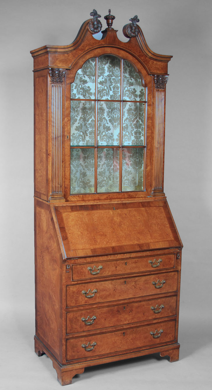  BUREAU BOOKCASE DE ESTILO INGLES. 