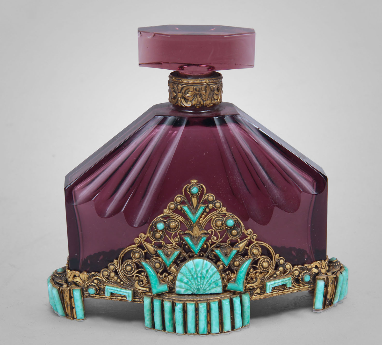  PERFUMERO FRANCES ART DECO DE VIDRIO VIOLETA. 