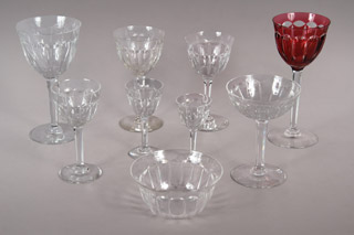 Lote 459: CONJUNTO DE COPAS FRANCESAS DE FINO MEDIO CRISTAL. CONJUNTO DE COPAS FRANCESAS DE FINO MEDIO CRISTAL.