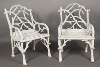 Lote 175: PAR DE SILLONES DE FUNDICION DE HIERRO PARA JARDIN.  PAR DE SILLONES DE FUNDICION DE HIERRO PARA JARDIN. 