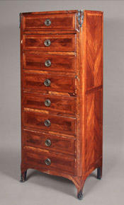 Lote 212: ANTIGUO CHIFFONIER FRANCES DE ESTILO LUIS XV.  ANTIGUO CHIFFONIER FRANCES DE ESTILO LUIS XV. 