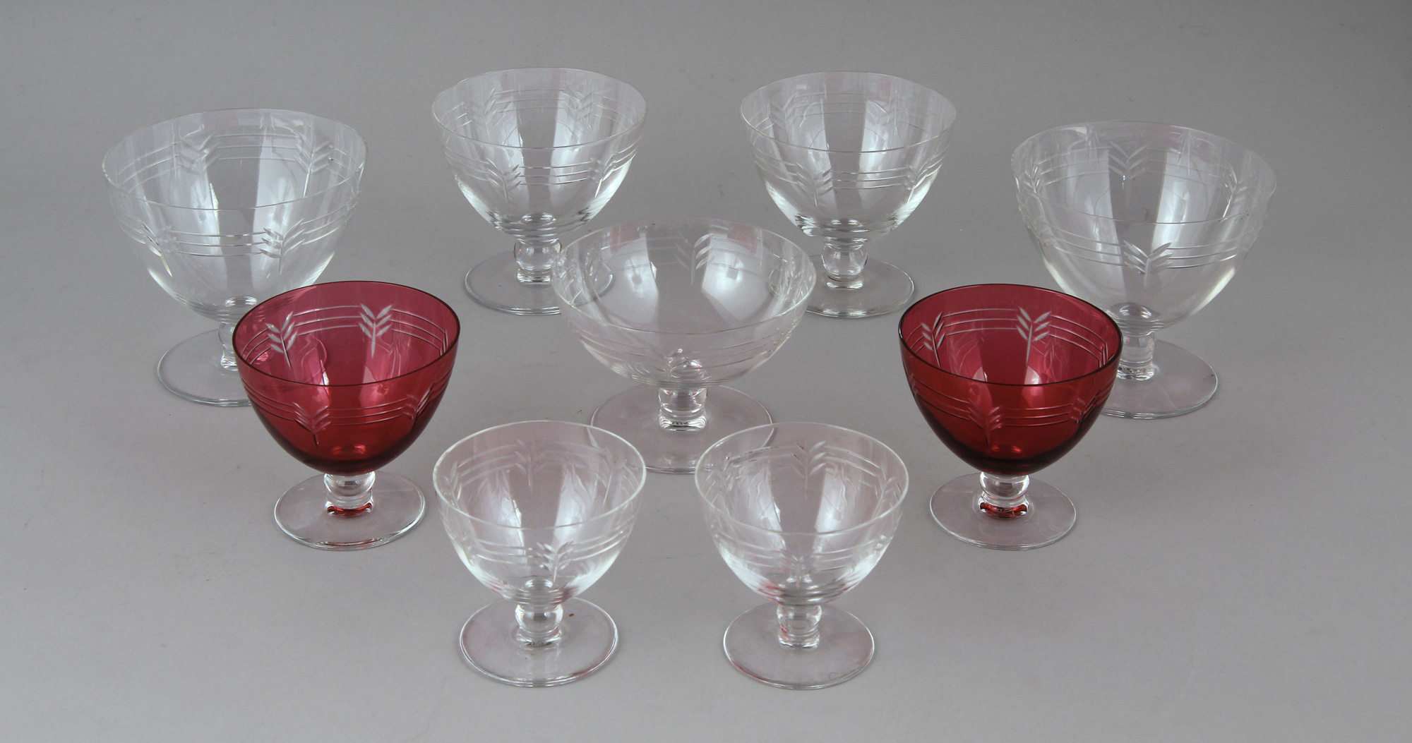  JUEGO DE COPAS FRANCESAS DE BACCARAT SELLADO. 