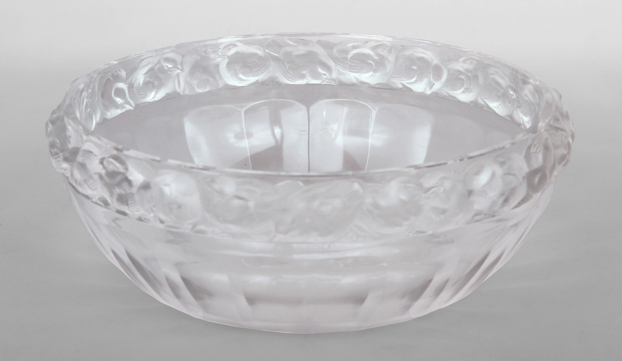 ENSALADERA FRANCESA DE VIDRIO ARTISTICO LALIQUE. 