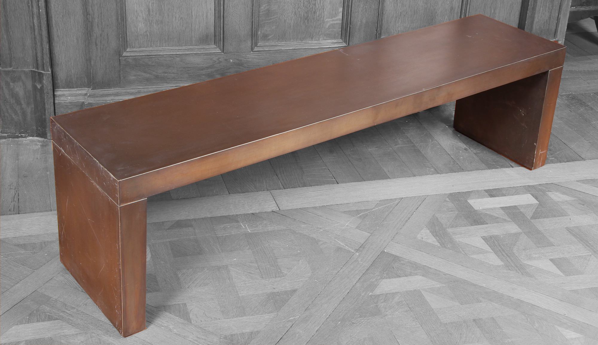  MESA BAJA RECTANGULAR DISEÑO DE EUGENIO AGUIRRE. 