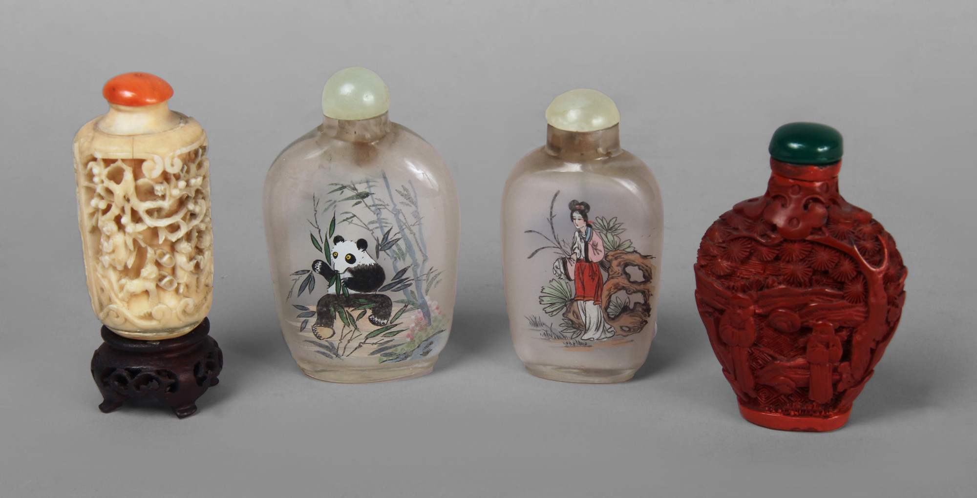  CUATRO SNUFF BOTTLES CHINOS DIFERENTES. 