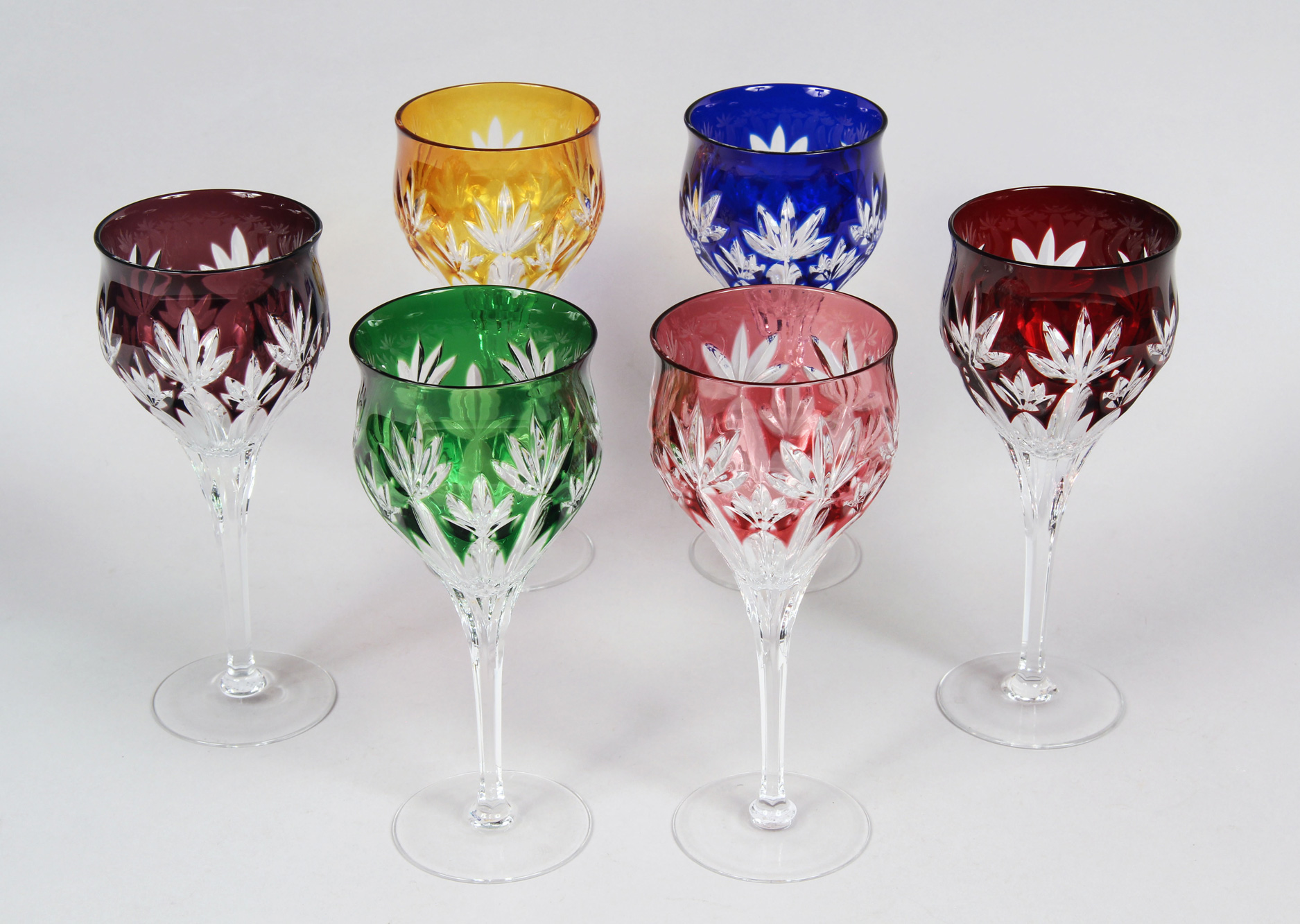  SEIS COPAS ALTAS DE COLOR PARA VINO DEL RHIN. 