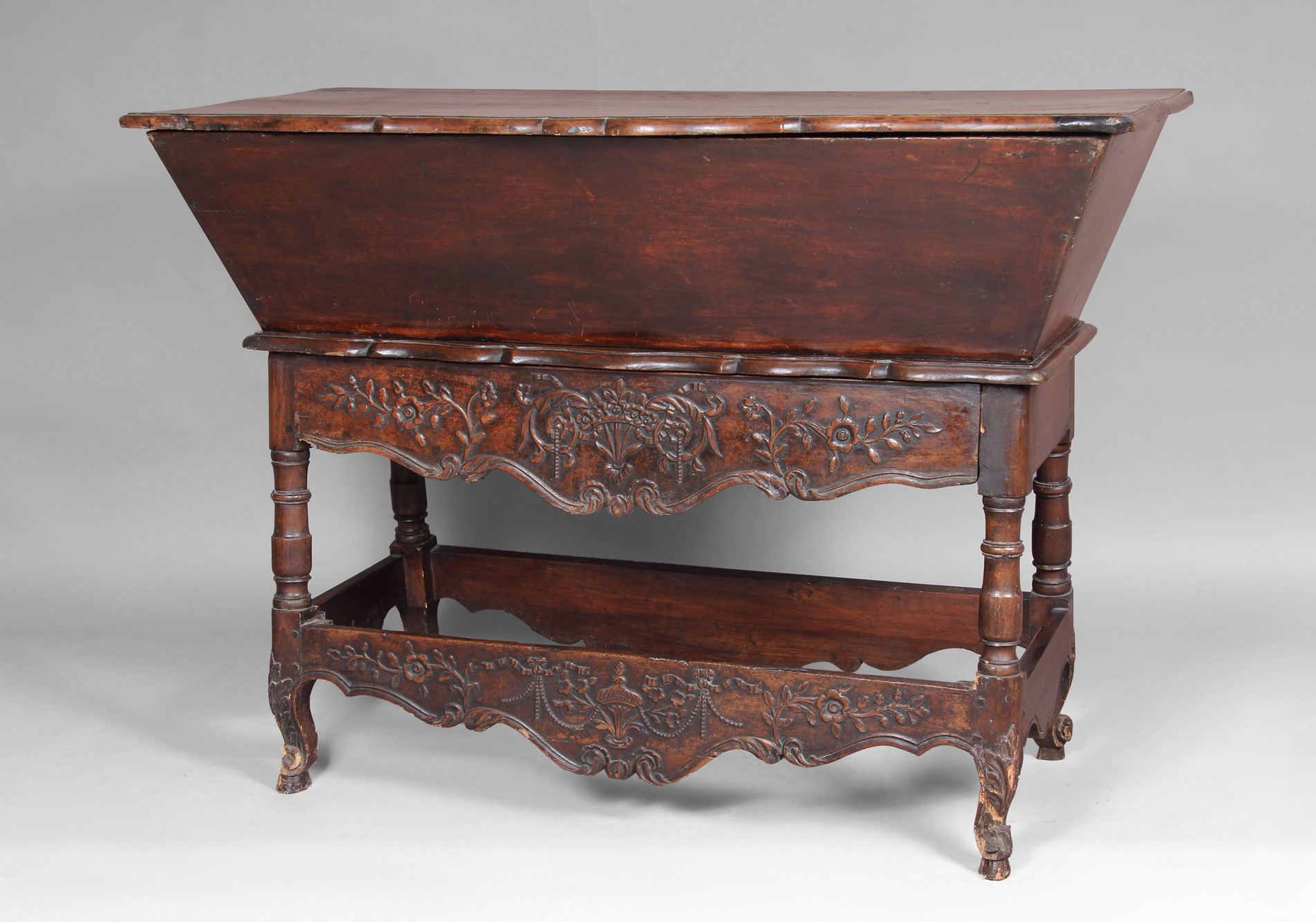  ANTIGUO MUEBLE HARINERO PROVENZAL. 