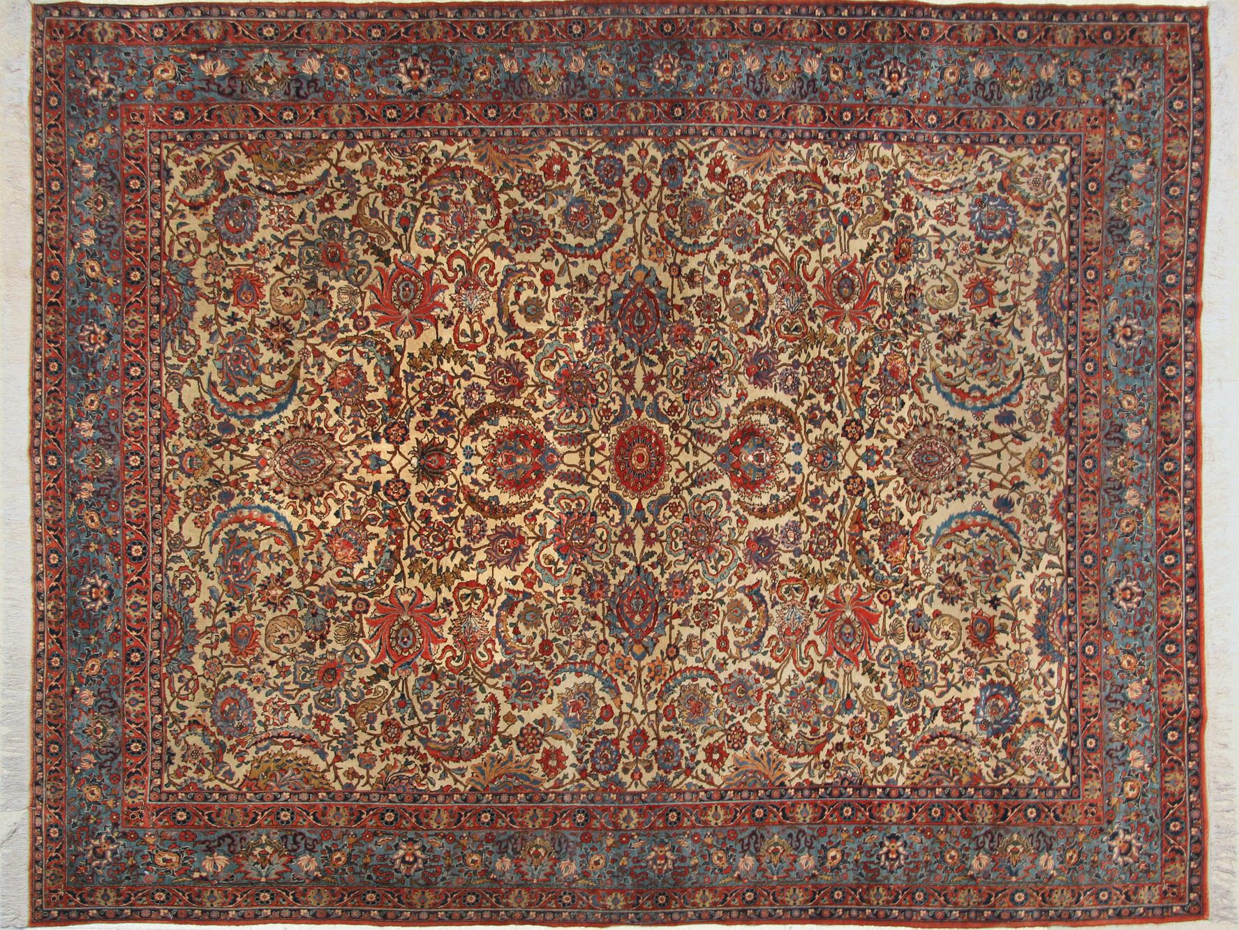  ANTIGUA ALFOMBRA PERSA ISPAHAN DE LANA Y SEDA TEJIDA A MANO.