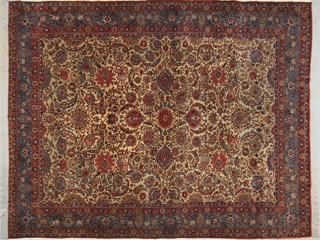 Lote 322: ANTIGUA ALFOMBRA PERSA ISPAHAN DE LANA Y SEDA TEJIDA A MANO. ANTIGUA ALFOMBRA PERSA ISPAHAN DE LANA Y SEDA TEJIDA A MANO.