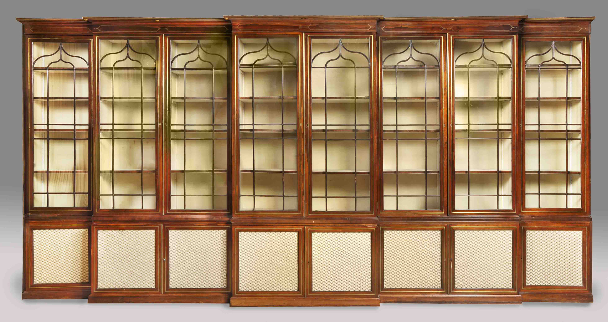  ANTIGUA 'BREAKFRONT BOOKCASE' INGLESA REGENCY. 