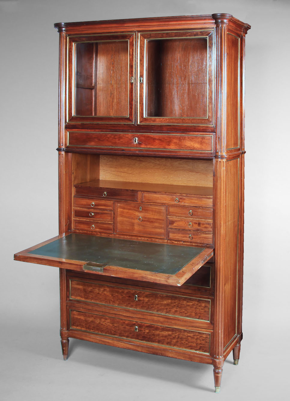  MUEBLE BIBLIOTECA FRANCES CON SECRETAIRE DE ESTILO LUIS XVI.