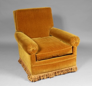 Lote 218: SILLON CONFORTABLE TOTALMENTE TAPIZADO.  SILLON CONFORTABLE TOTALMENTE TAPIZADO. 