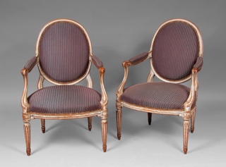 Lote 142: PAR DE SILLONES FRANCESES DE ESTILO LUIS XVI.  PAR DE SILLONES FRANCESES DE ESTILO LUIS XVI. 