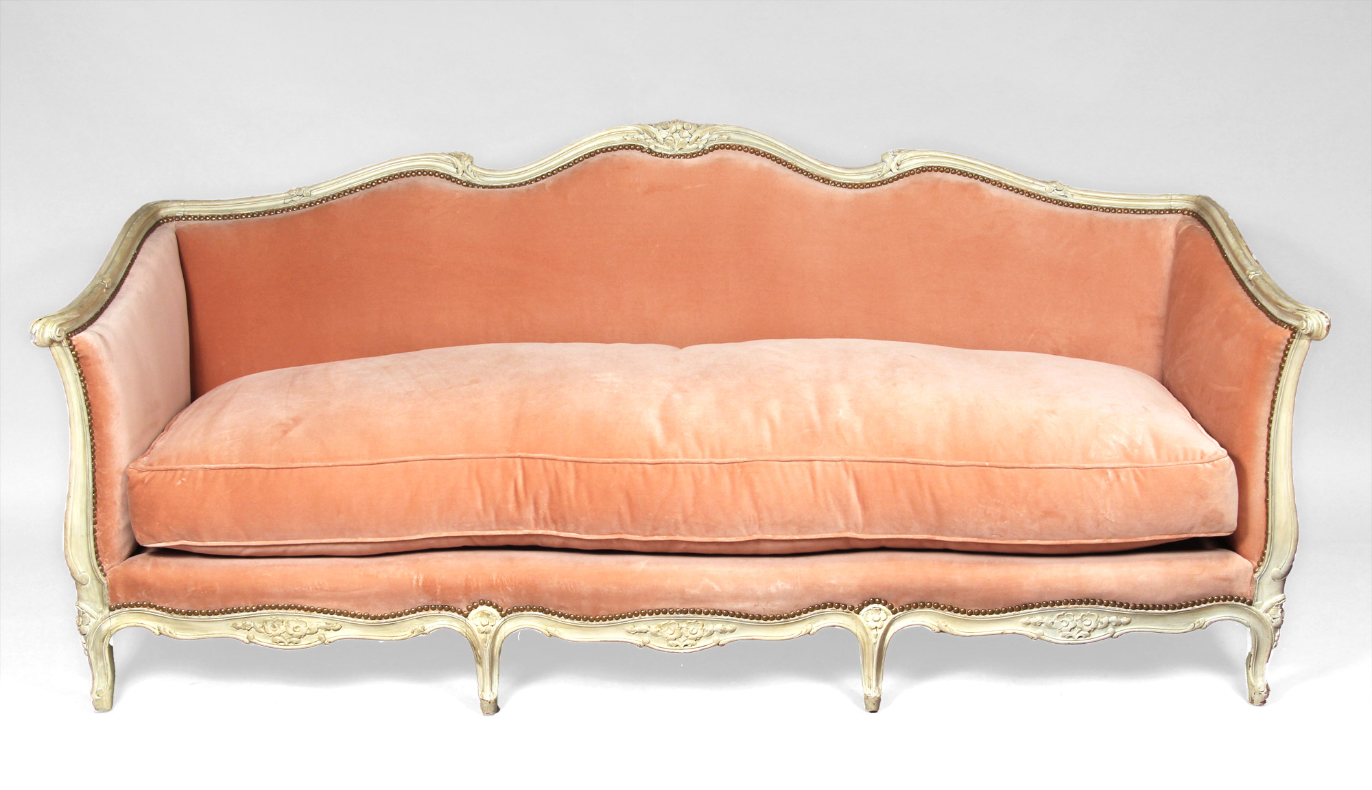  SOFA DE ESTILO FRANCES LUIS XV PARA TRES CUERPOS. 