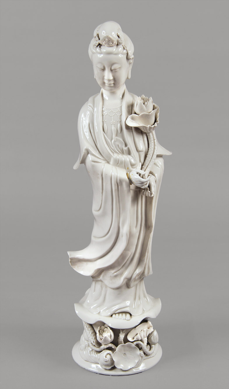  FIGURA CHINA DE PORCELANA BLANC DE CHINE.