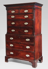 Lote 151: ANTIGUO CHEST ON CHEST INGLES DE EPOCA GEORGE III.  ANTIGUO CHEST ON CHEST INGLES DE EPOCA GEORGE III. 