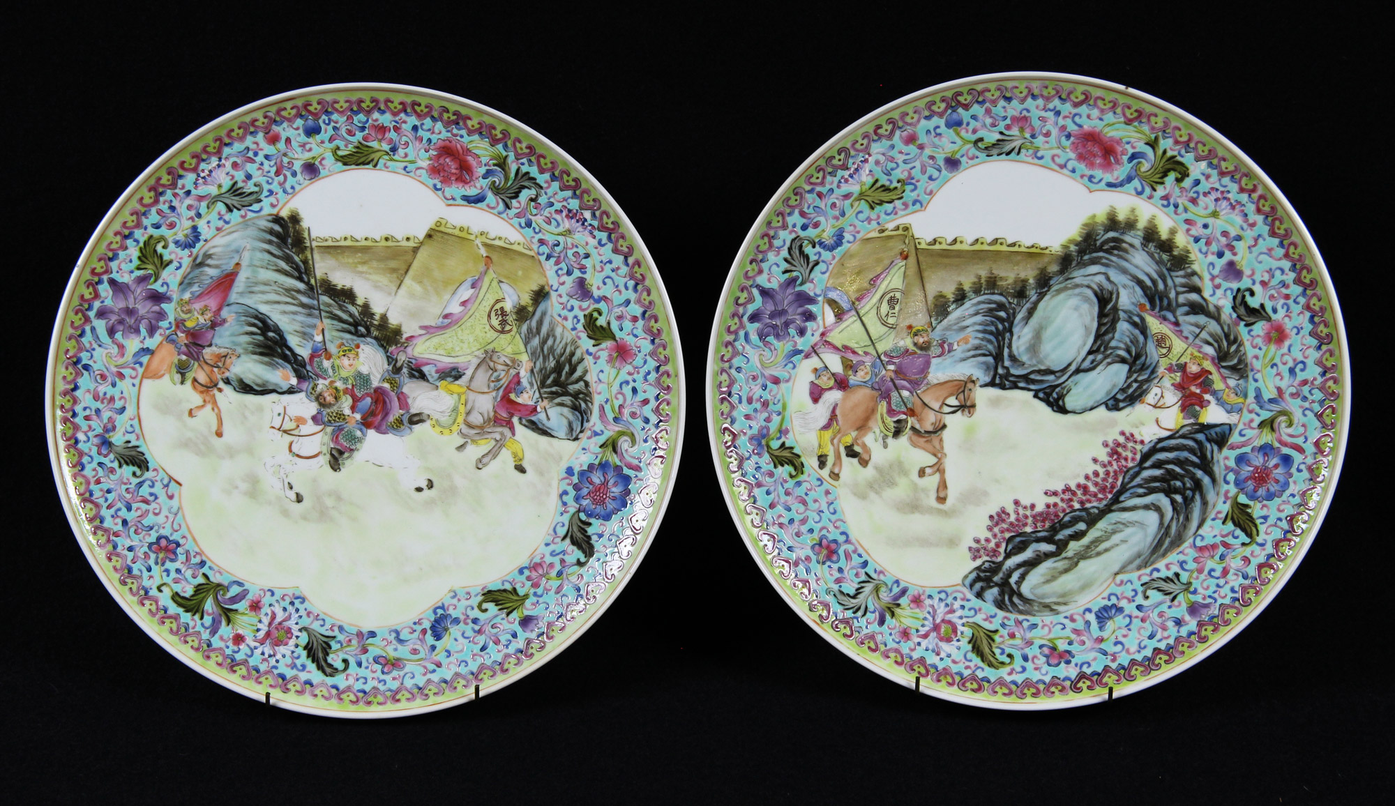  PAR DE ANTIGUOS PLATOS DE PORCELANA CHINA DE CANTON.