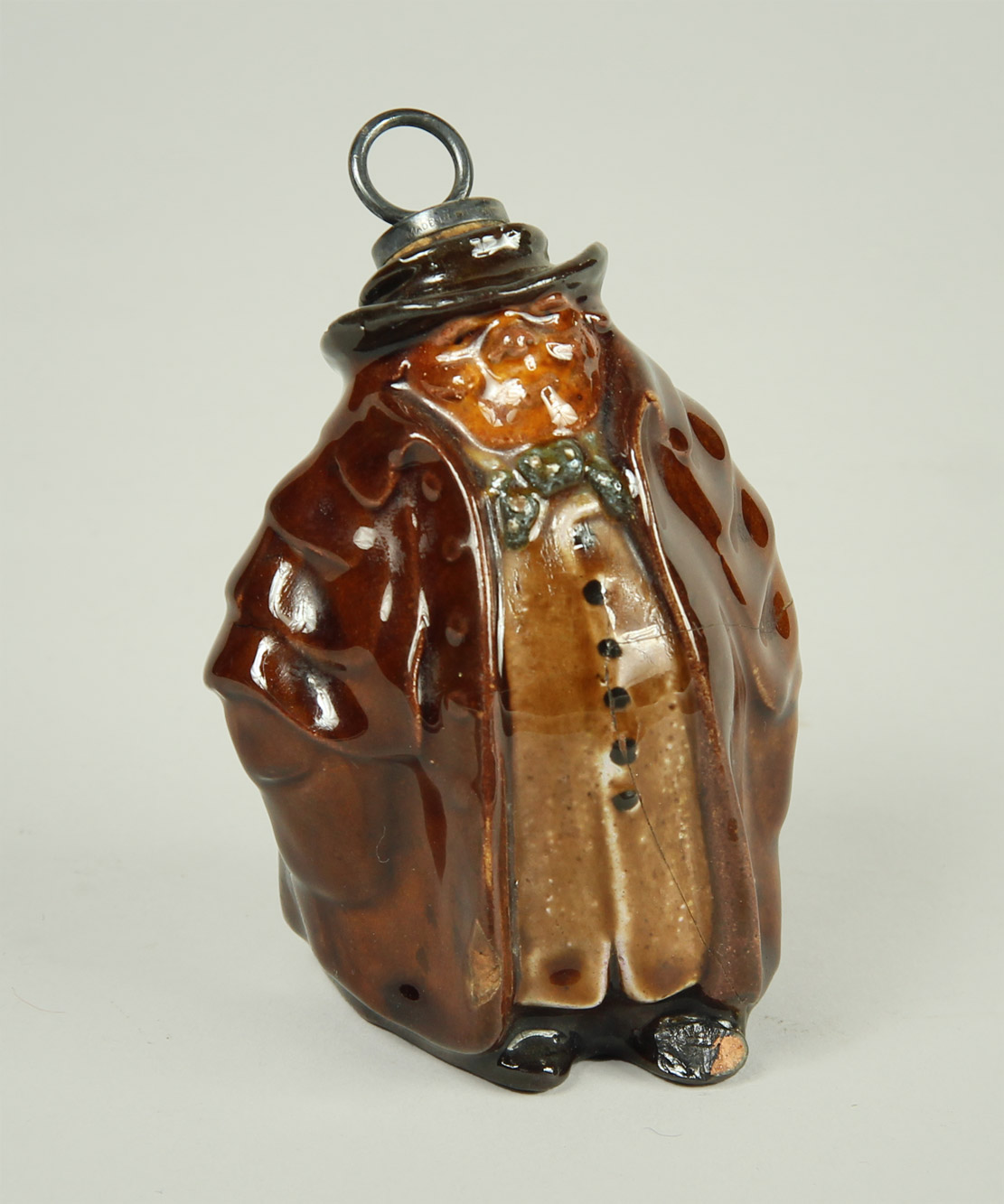  ANTIGUA PEQUEÑA FIGURA INGLESA ROYAL DOULTON.