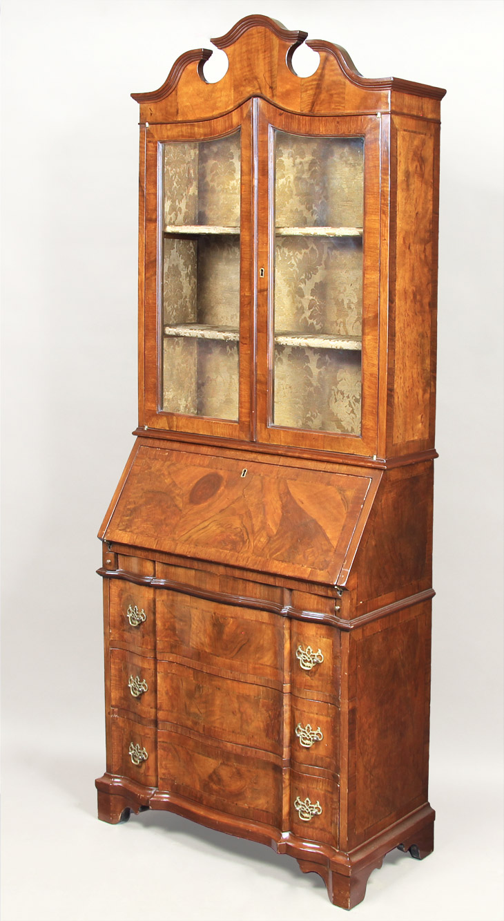  PEQUEÑO BUREAU BOOKCASE INGLES FORMADO POR DOS CUERPOS. 