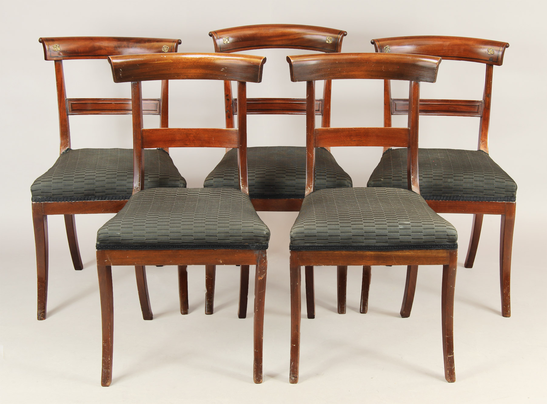  OCHO SILLAS INGLESAS PARA COMEDOR. 