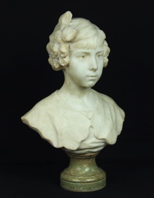 Lote 525: 'BUSTO DE NIÑA' 'BUSTO DE NIÑA'