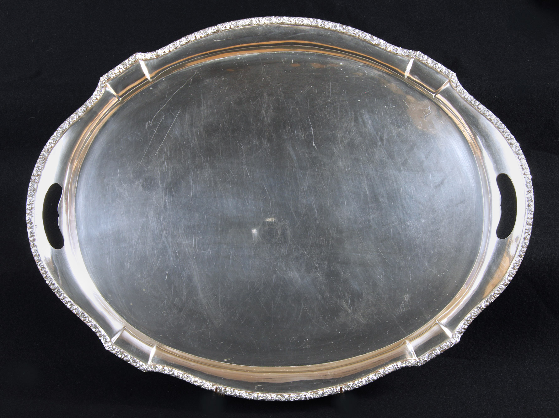 BANDEJA OVAL DE PLATA AUSTRO HUNGARA SELLADA. BANDEJA OVAL DE PLATA AUSTRO HUNGARA SELLADA.