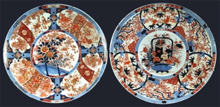 Lote 602: PAR DE GRANDES PLATOS DE PORCELANA JAPONESA DE IMARI.  PAR DE GRANDES PLATOS DE PORCELANA JAPONESA DE IMARI. 