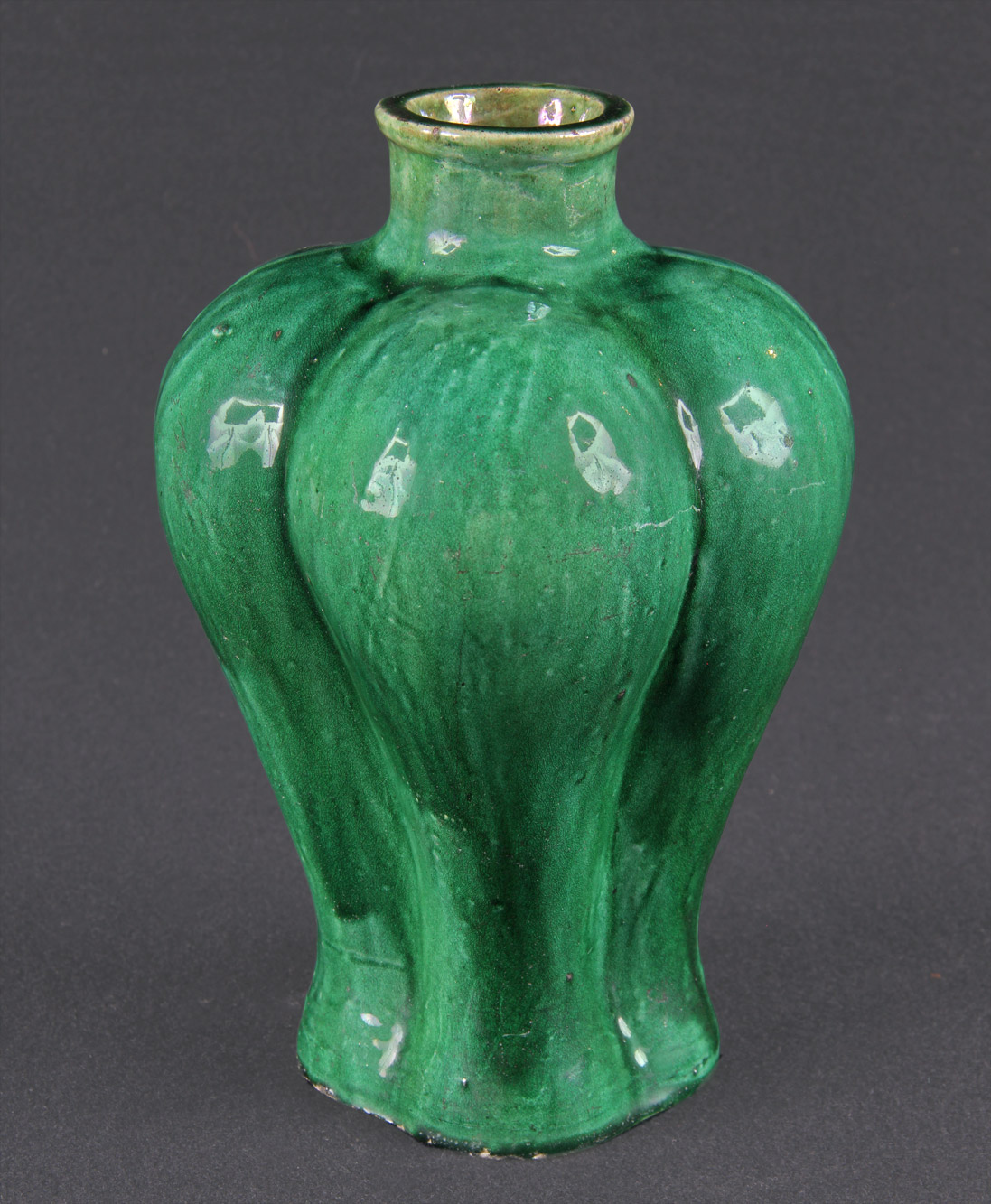  ANTIGUO VASO CHINO DE ALFARERIA ESMALTADA. 