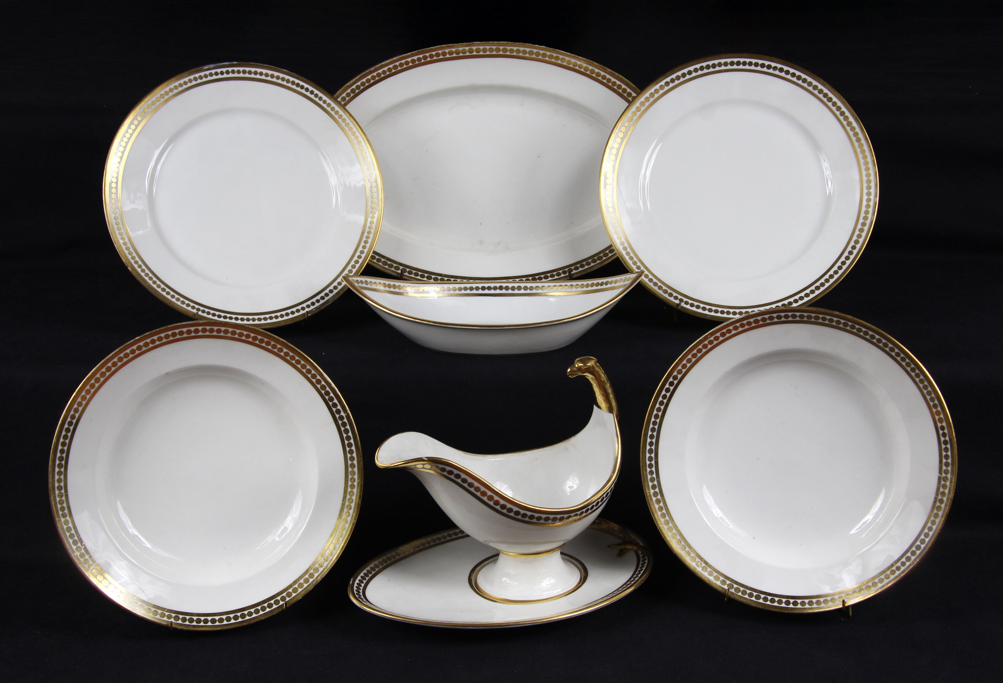  JUEGO DE PORCELANA FRANCESA PARA MESA. 