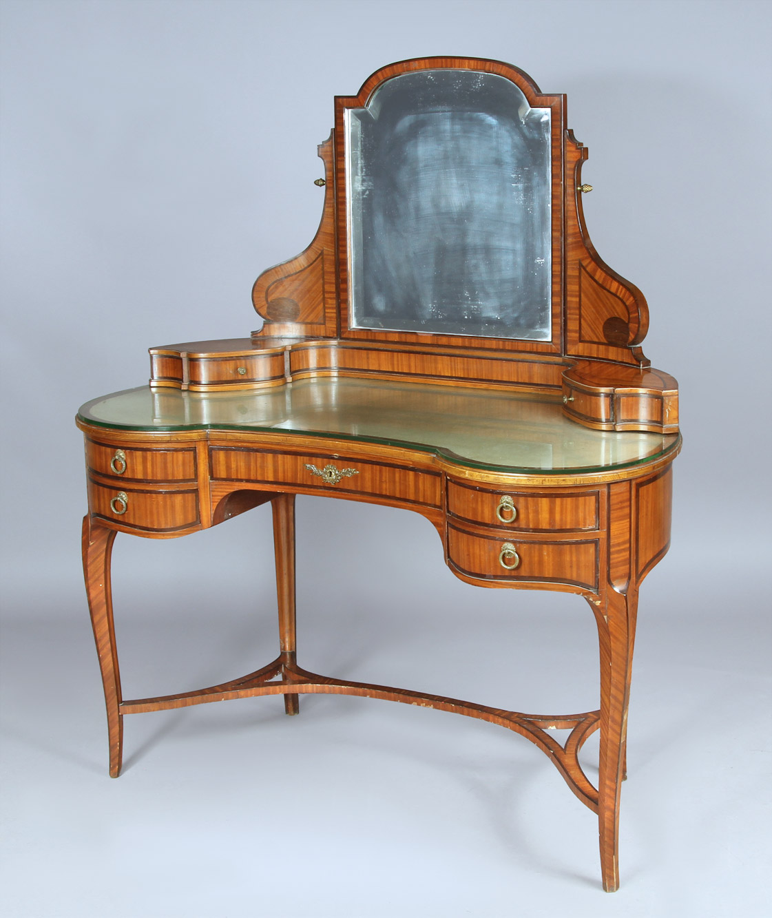  TOILETTE FRANCES ESTILO LUIS XV CON ALZADA DESMONTABLE. 