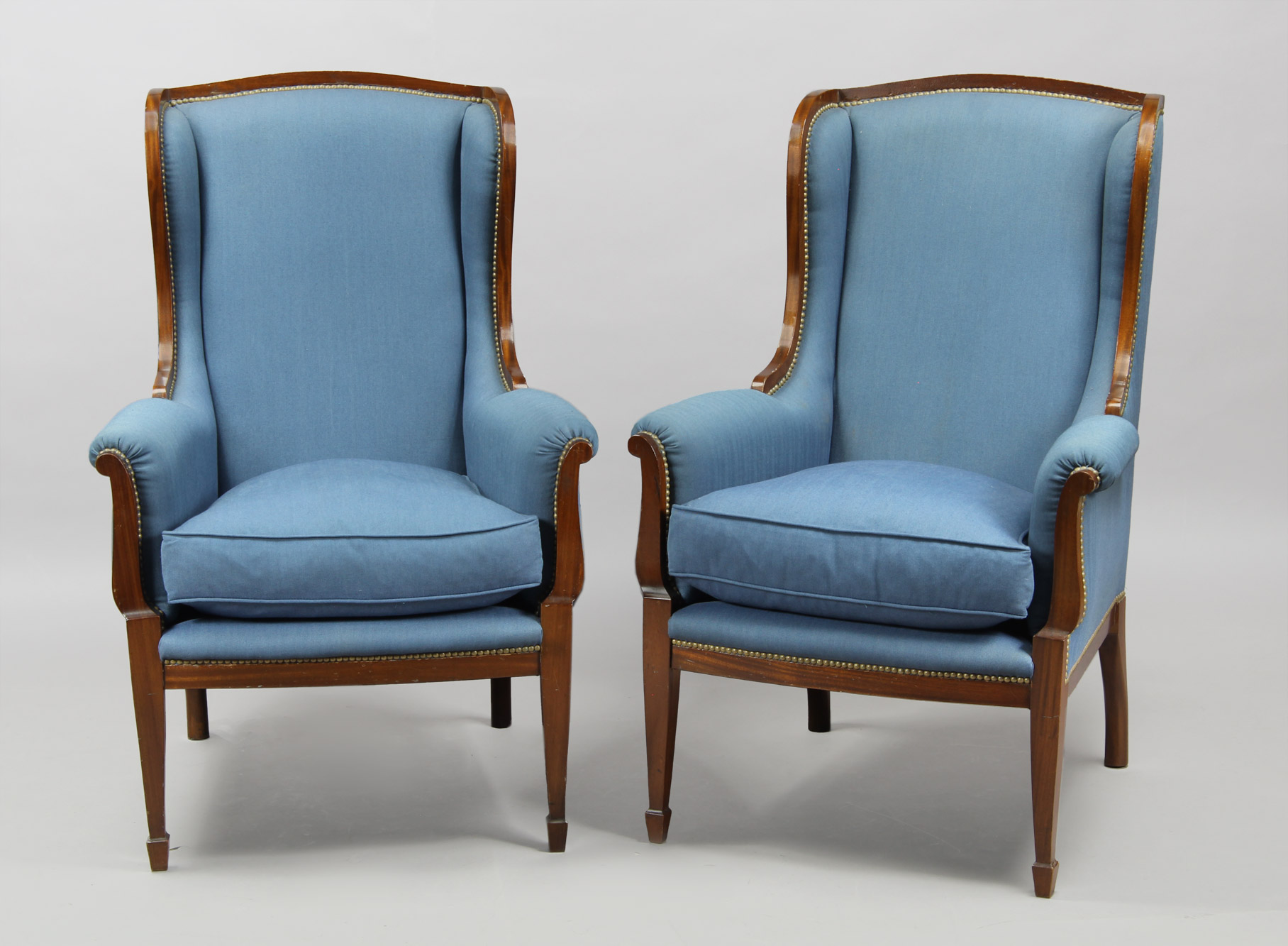  PAR DE SILLONES BERGERE DE ESTILO INGLES. 