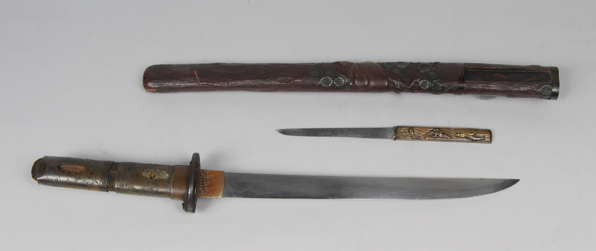  ANTIGUO SABLE JAPONES KATANA DE MADERA Y LACA.