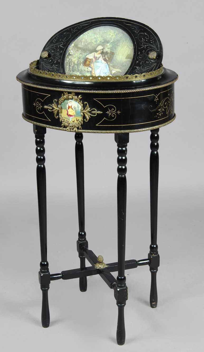  COSTURERO NAPOLEON III DE FORMA OVAL. 