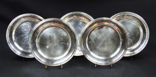 Lote 468: DOCE PLATOS DE PLATA ITALIANA 800 SELLADA PARA POSTRE.  DOCE PLATOS DE PLATA ITALIANA 800 SELLADA PARA POSTRE. 